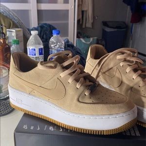 Women Air Force 1